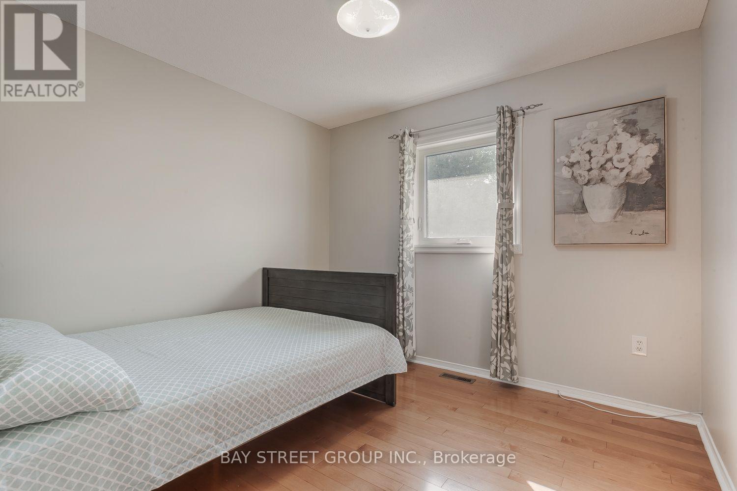 4882 ROSEBUSH ROAD - 23