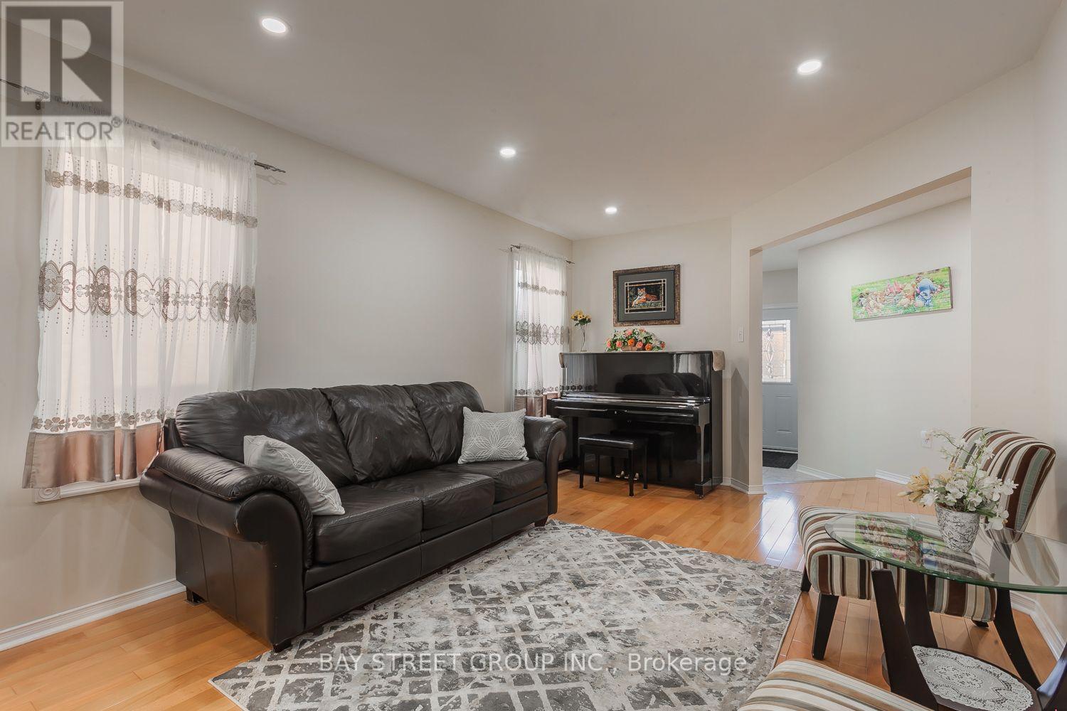 4882 ROSEBUSH ROAD - 6