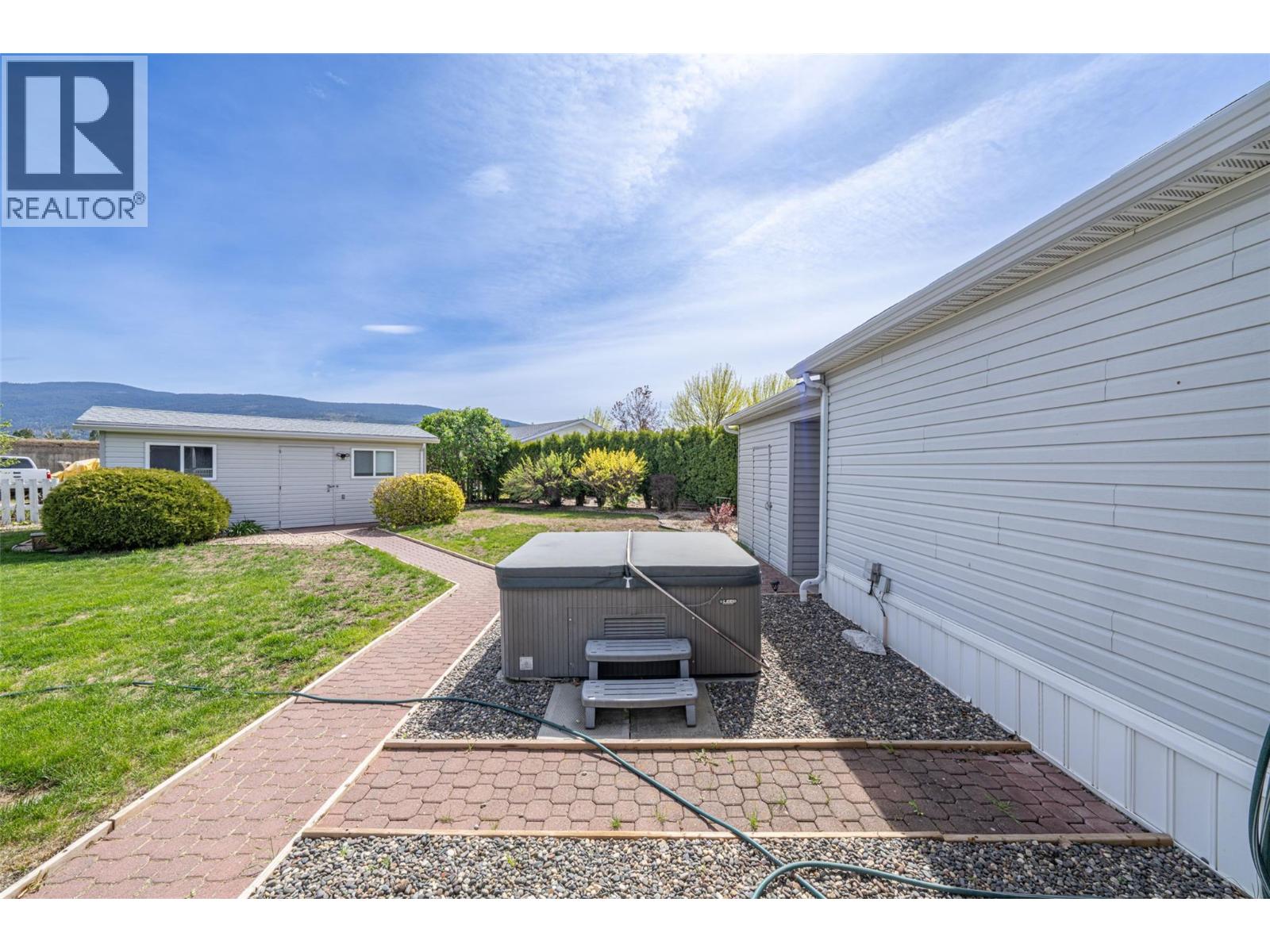 #26 9510 Highway 97 N - 26