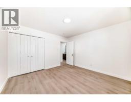 4936 45 Street SW - photo 18
