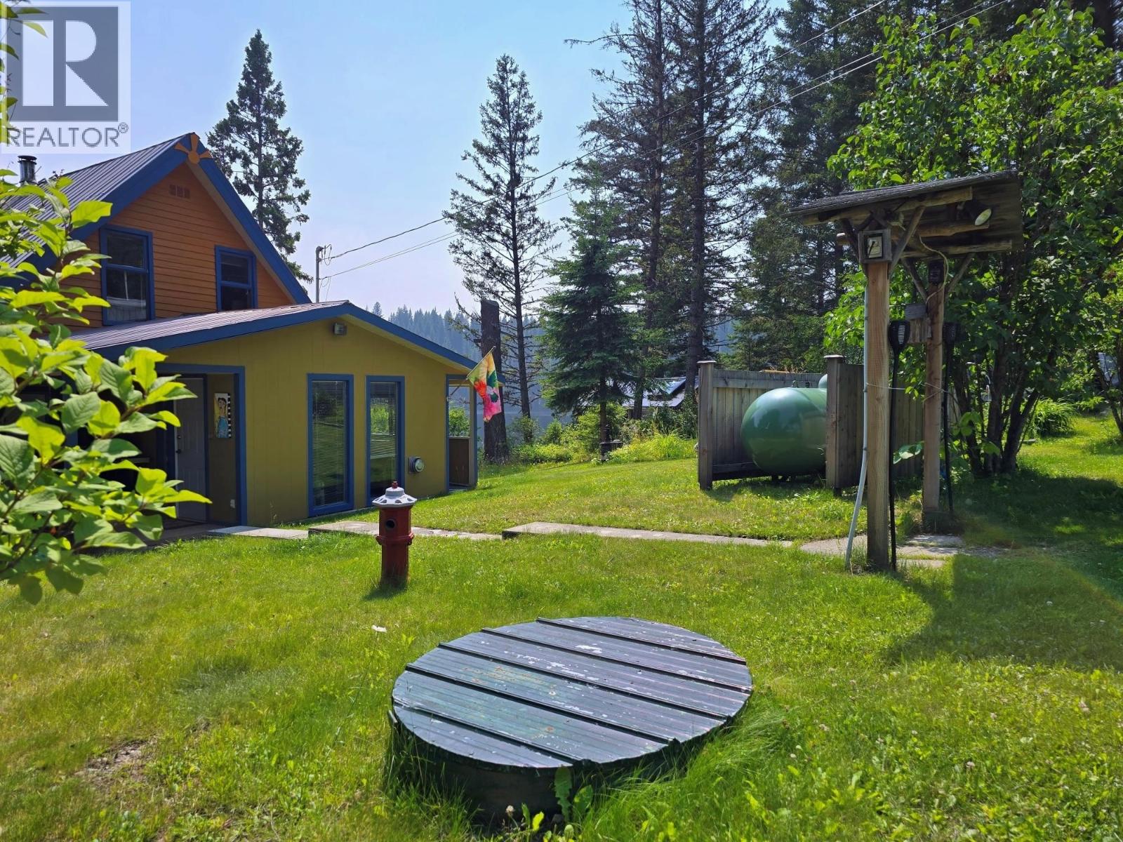 2405 STARLIKE LAKE ROAD - 24