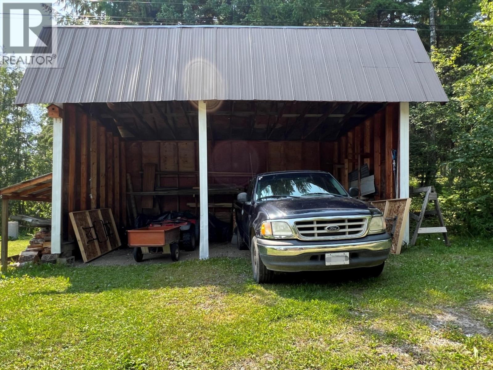2405 STARLIKE LAKE ROAD - 29