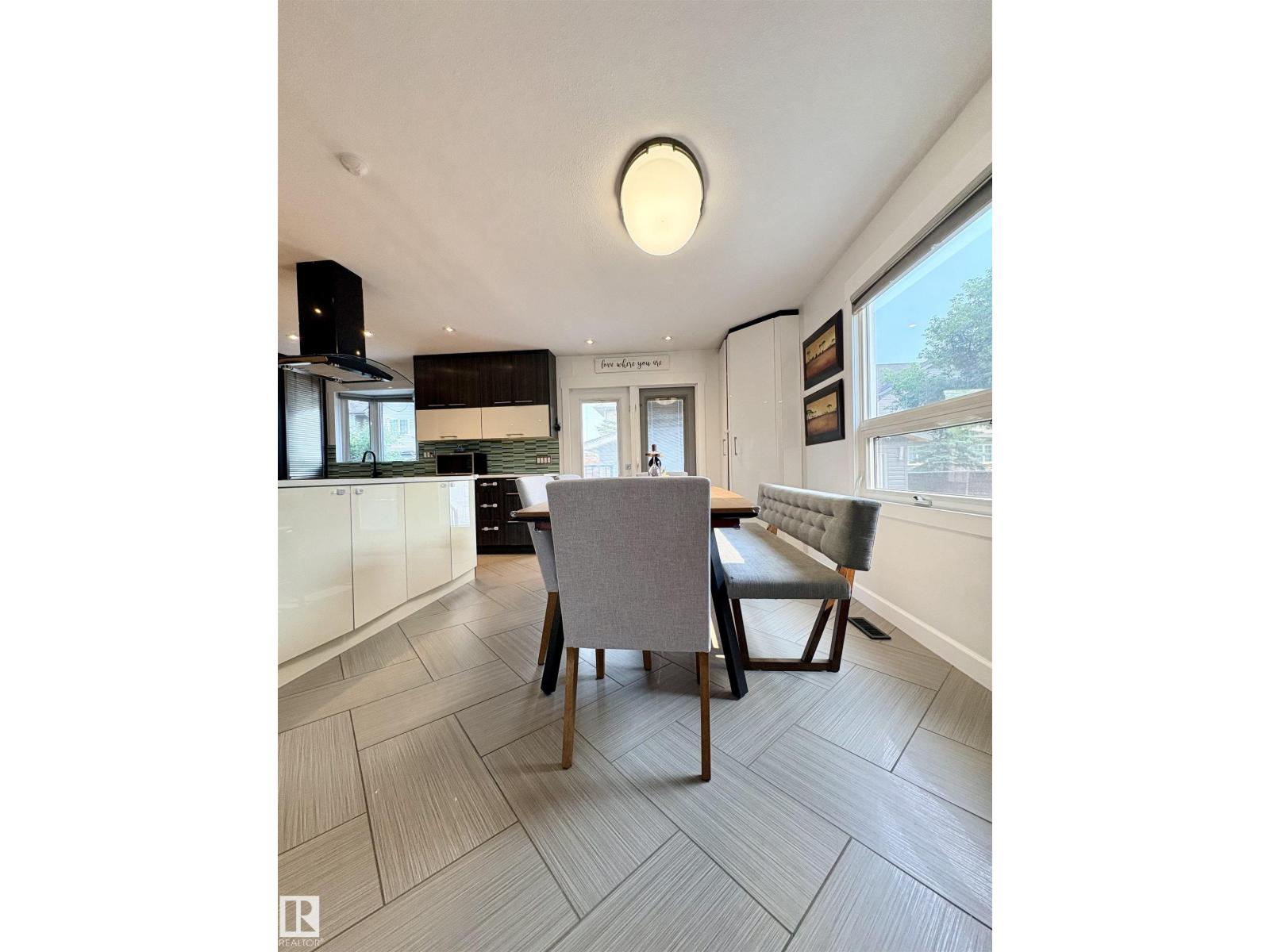 17019 108 ST NW - 17