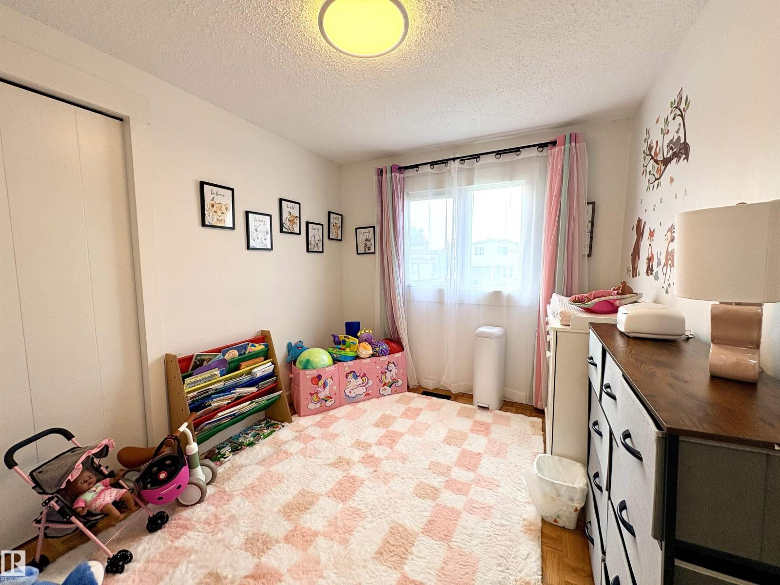 17019 108 ST NW - 23