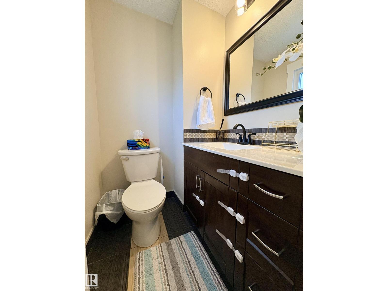17019 108 ST NW - 31