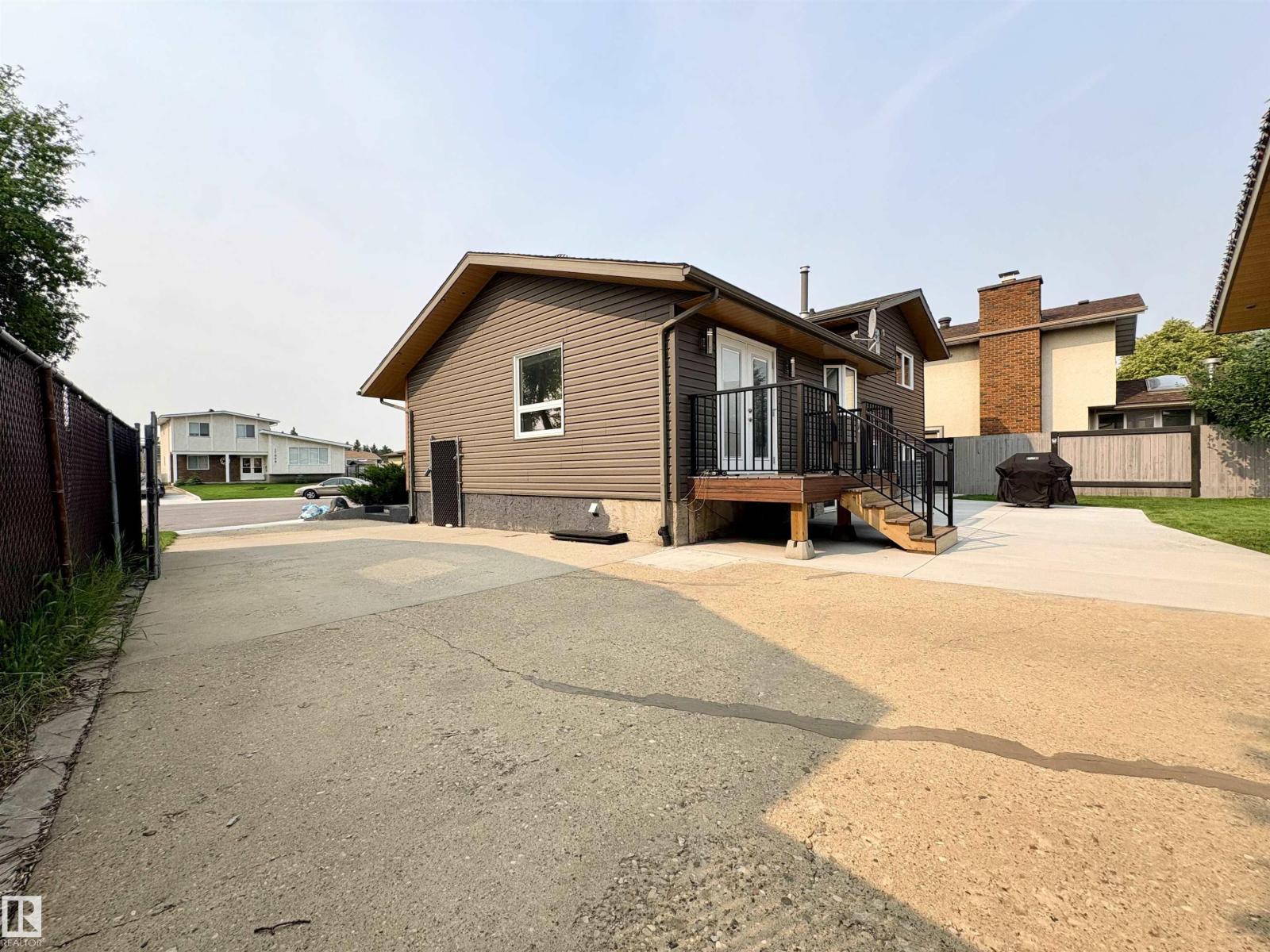17019 108 ST NW - 60