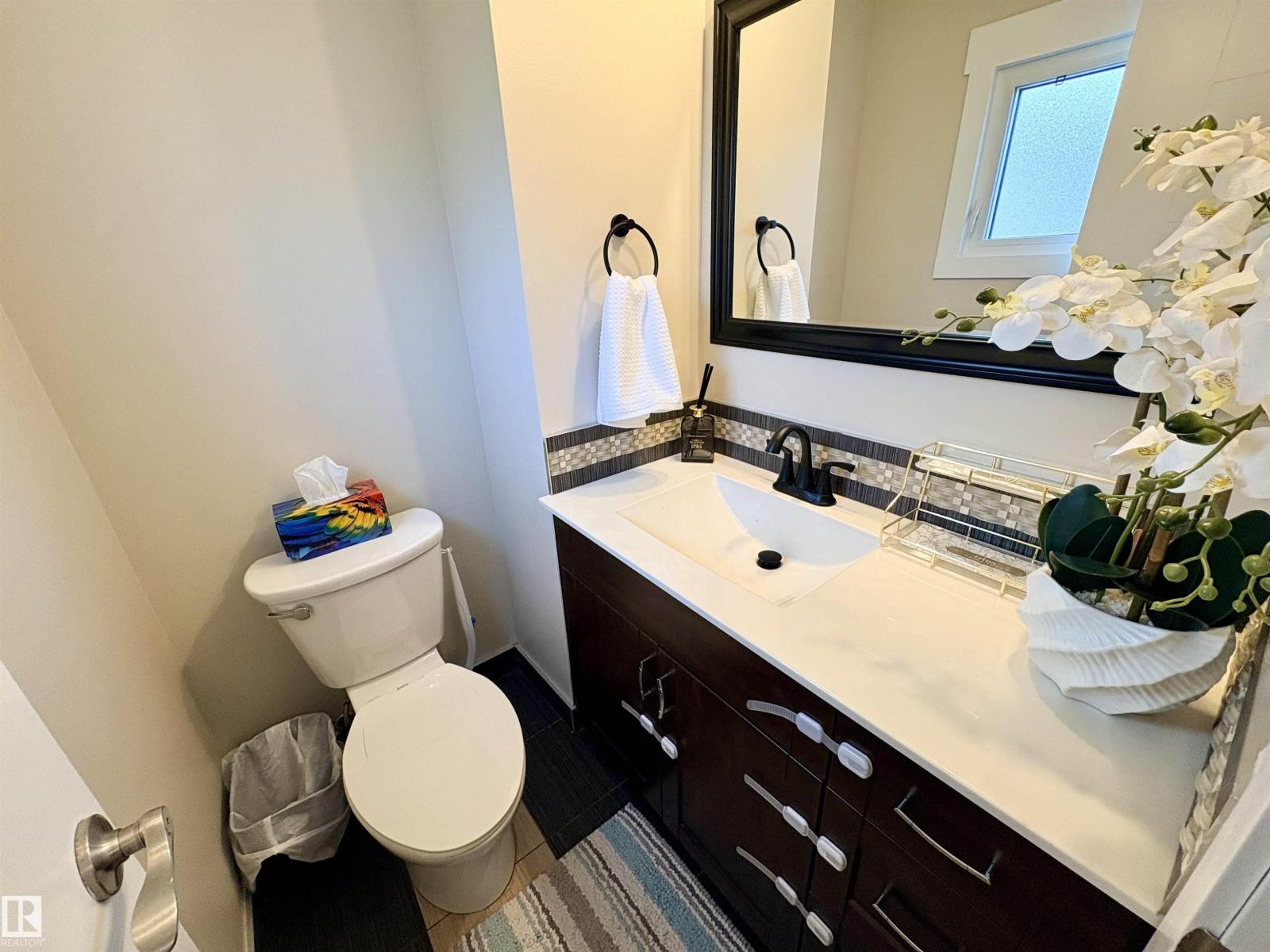 17019 108 ST NW - 32