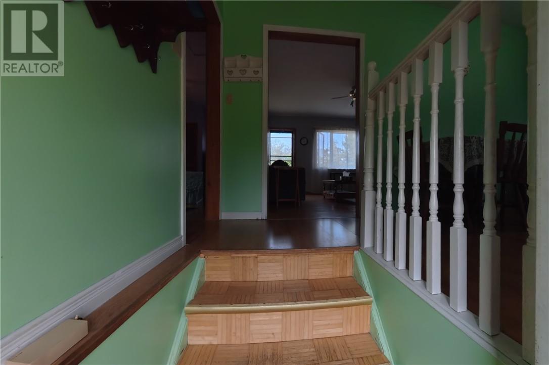 49 Wilson Street E - 21