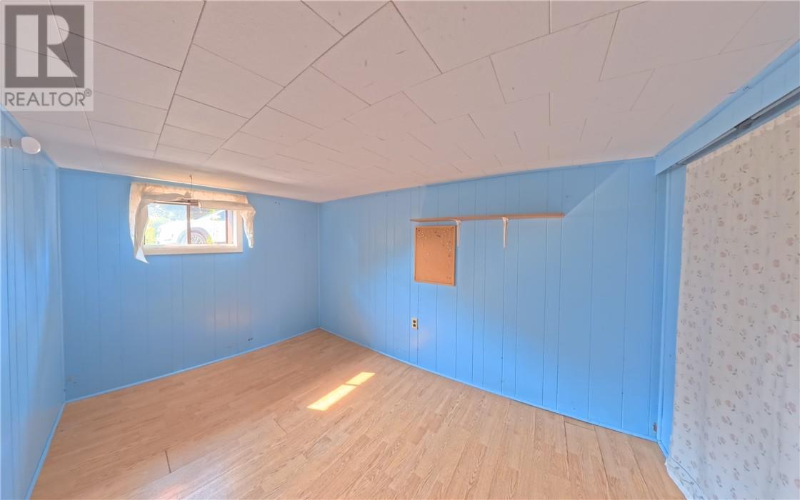 49 Wilson Street E - 23