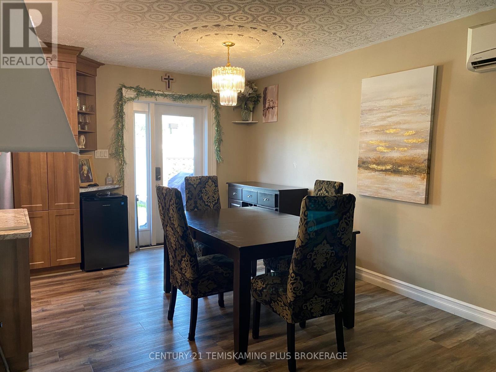 238 RONDEAU ROAD - 11