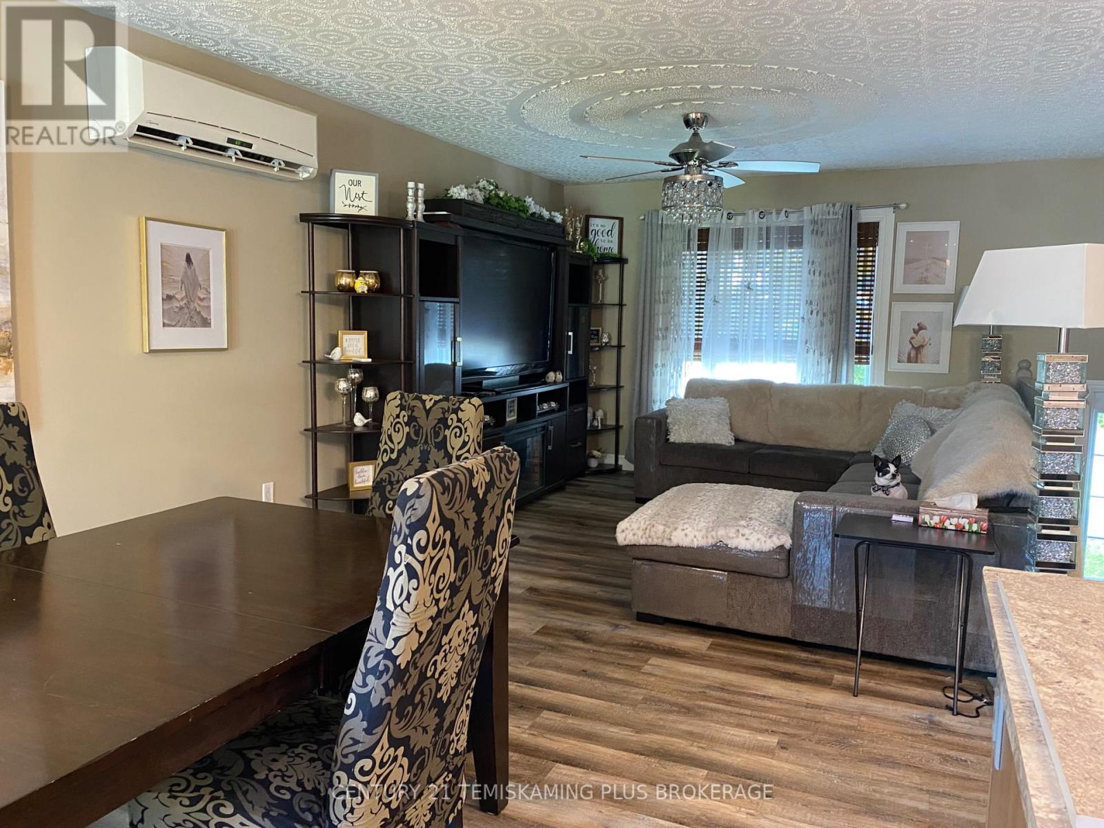 238 RONDEAU ROAD - 15