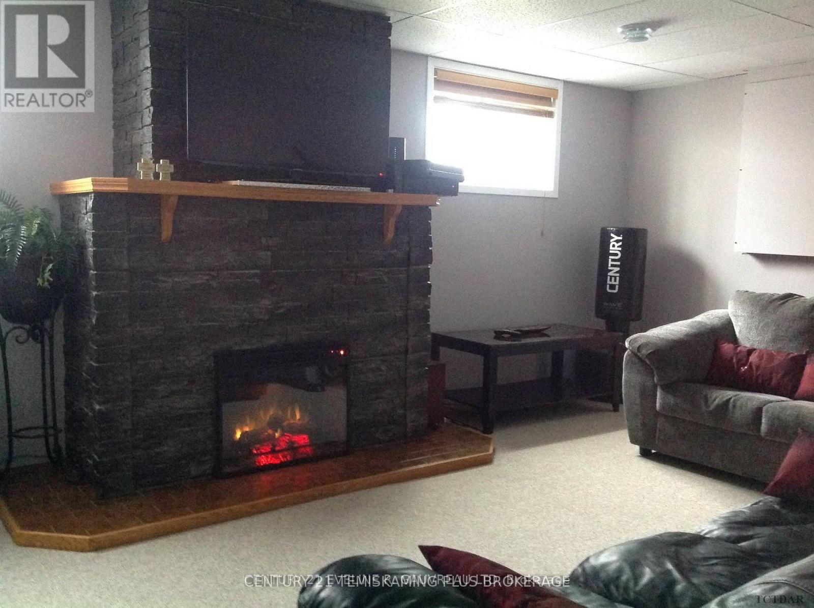 238 RONDEAU ROAD - 16