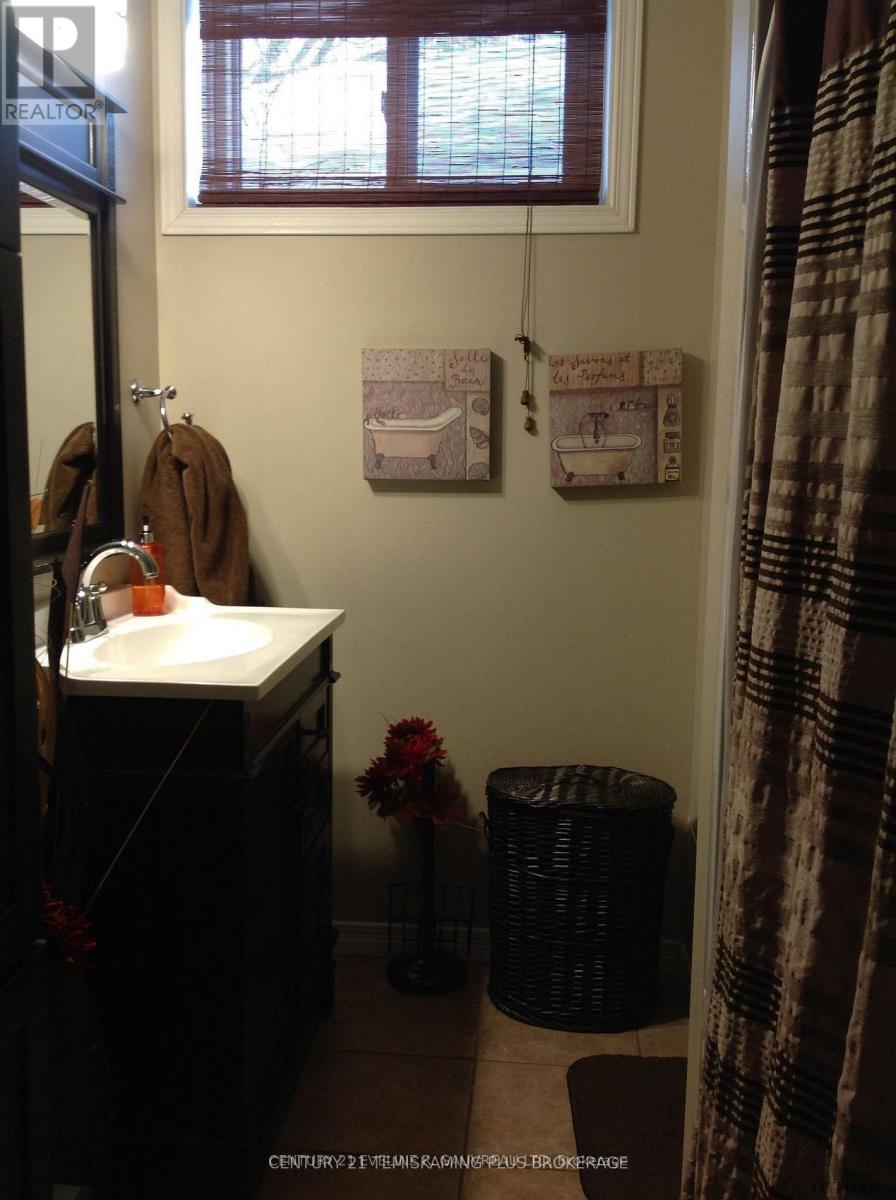 238 RONDEAU ROAD - 21