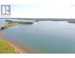 70 Lelacheur Lane, Lennox Passage, NS B0E1K0 Photo 7