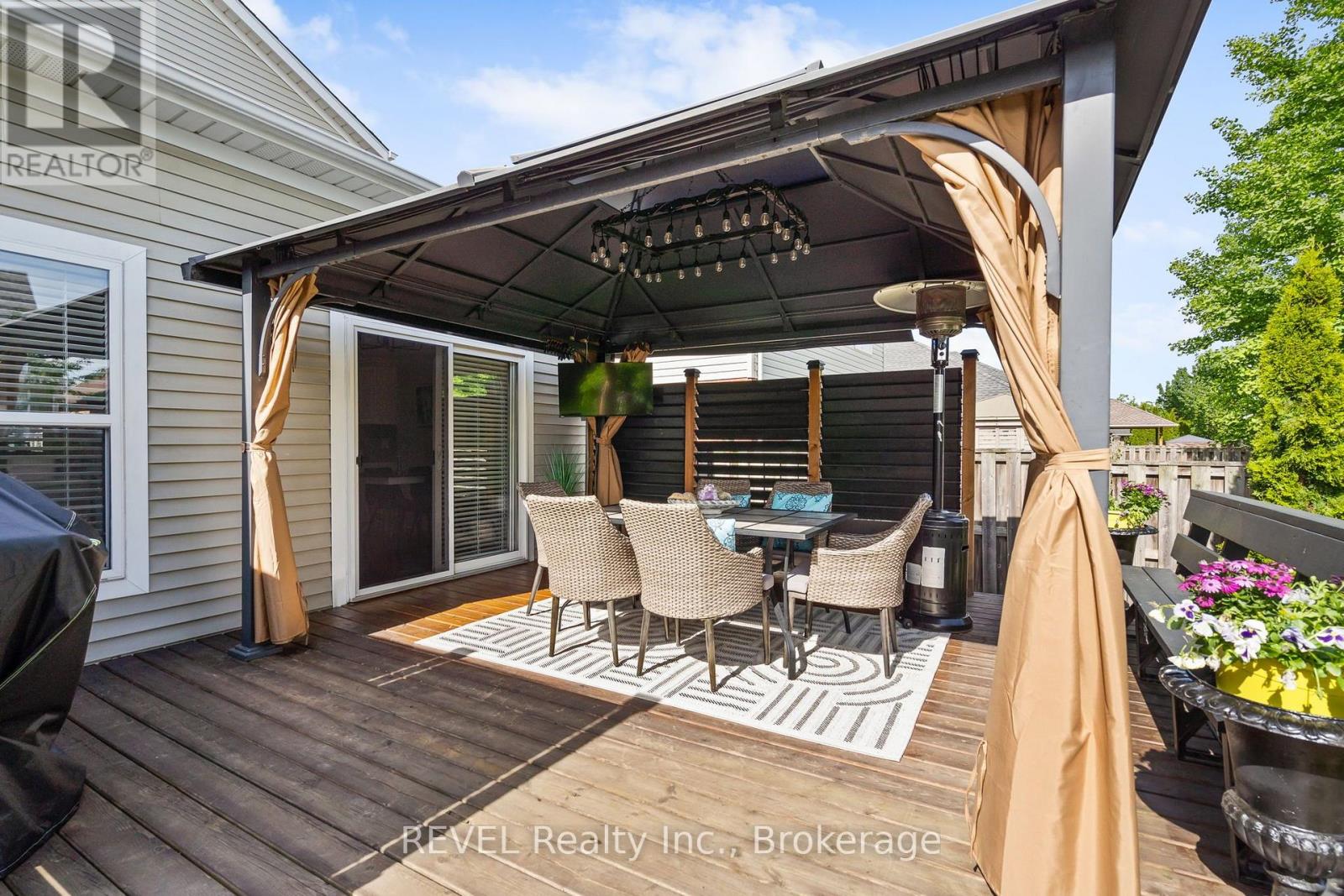 16 MARACAY WAY - 35