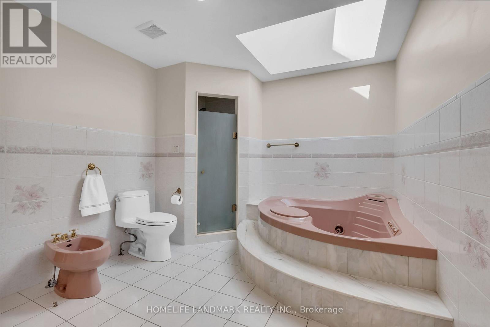 193 CODSELL AVENUE - Image 32