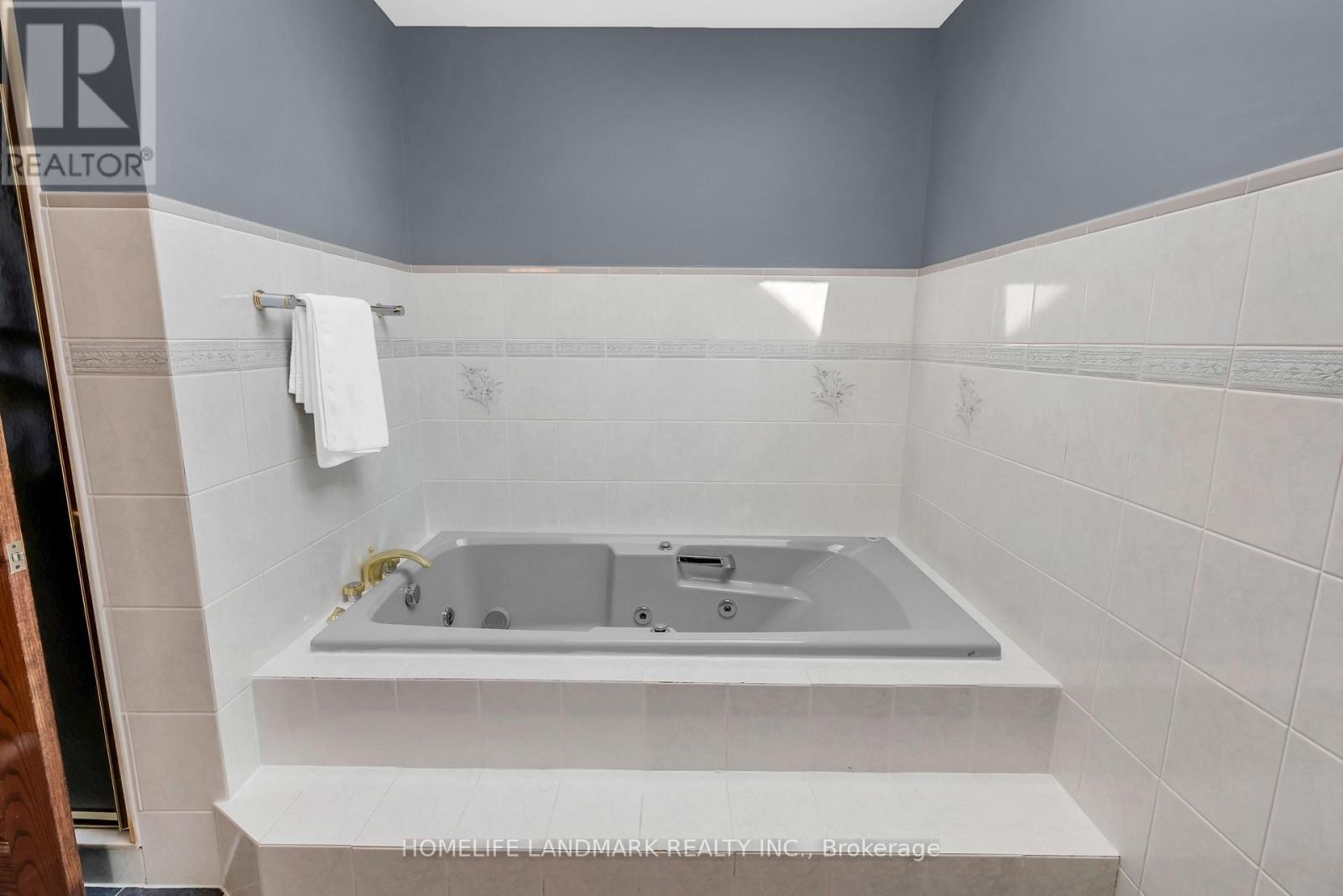 193 CODSELL AVENUE - Image 35