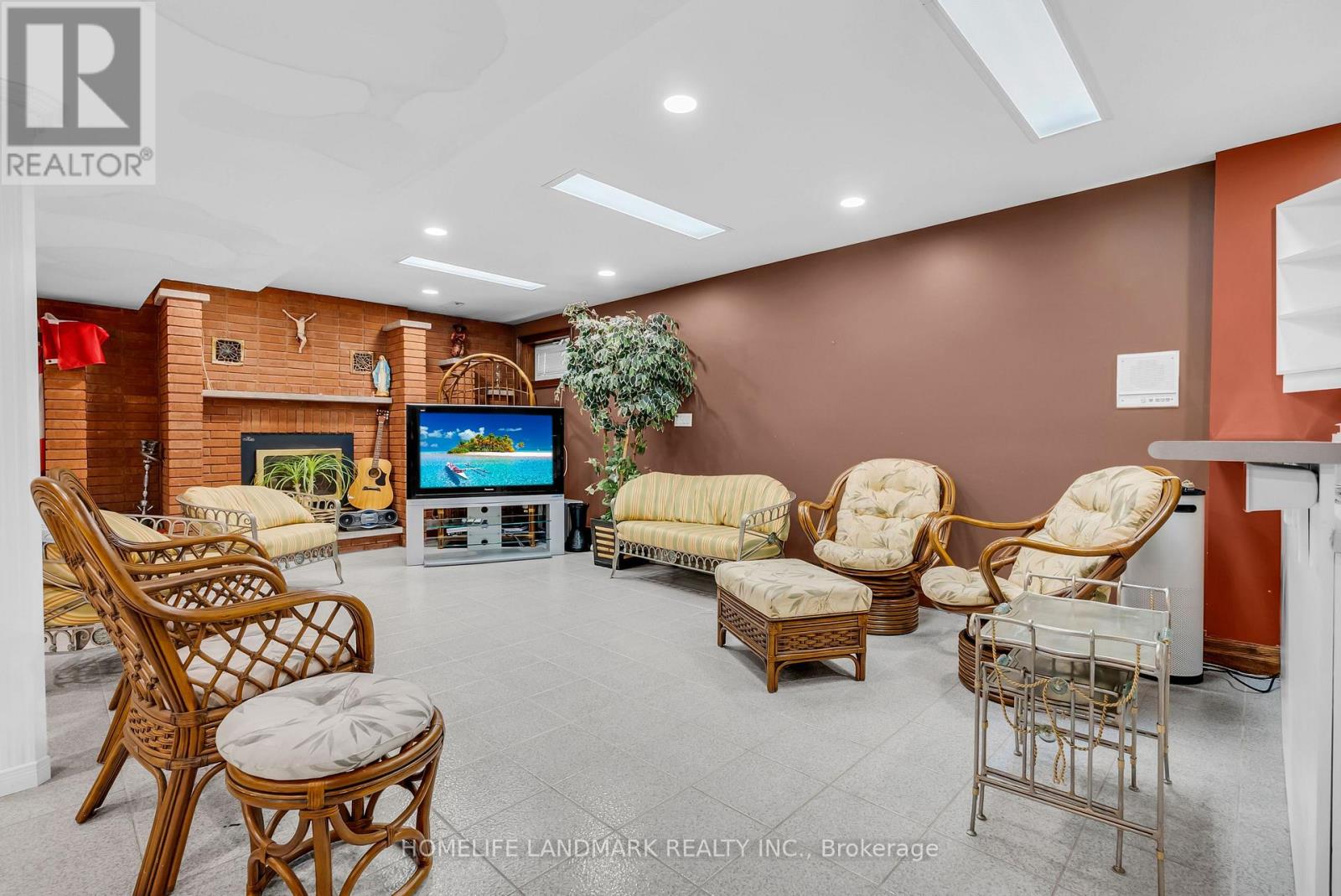 193 CODSELL AVENUE - Image 43
