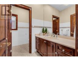 193 Codsell Avenue, Toronto, ON M3H3W5 Photo 23