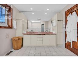193 Codsell Avenue, Toronto, ON M3H3W5 Photo 31