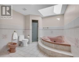 193 Codsell Avenue, Toronto, ON M3H3W5 Photo 32