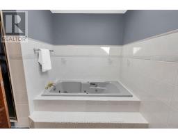 193 Codsell Avenue, Toronto, ON M3H3W5 Photo 35
