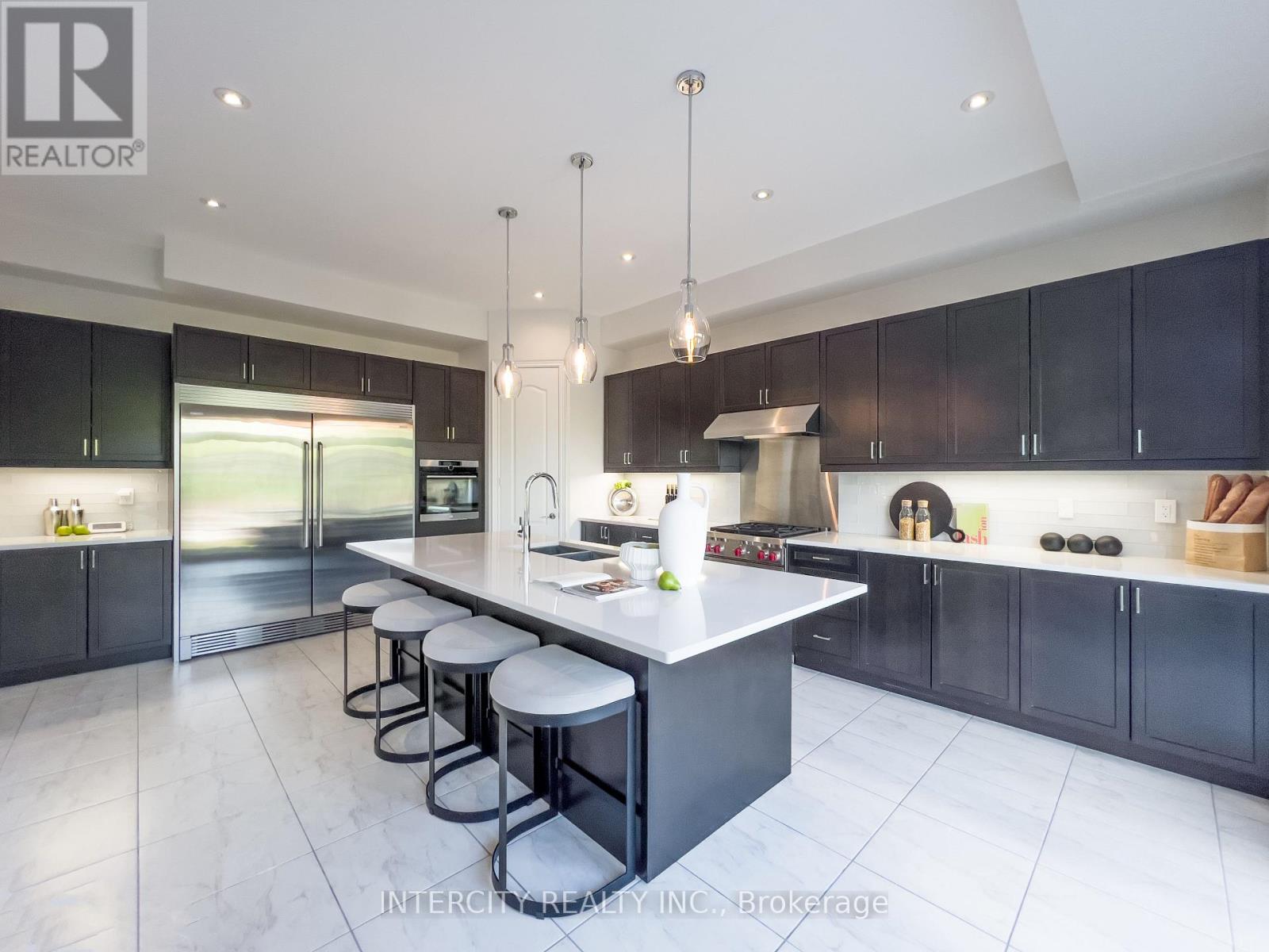 35 CEDARPOINT COURT - 11