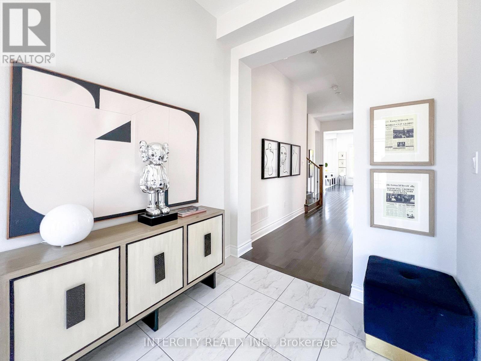 35 CEDARPOINT COURT - 2