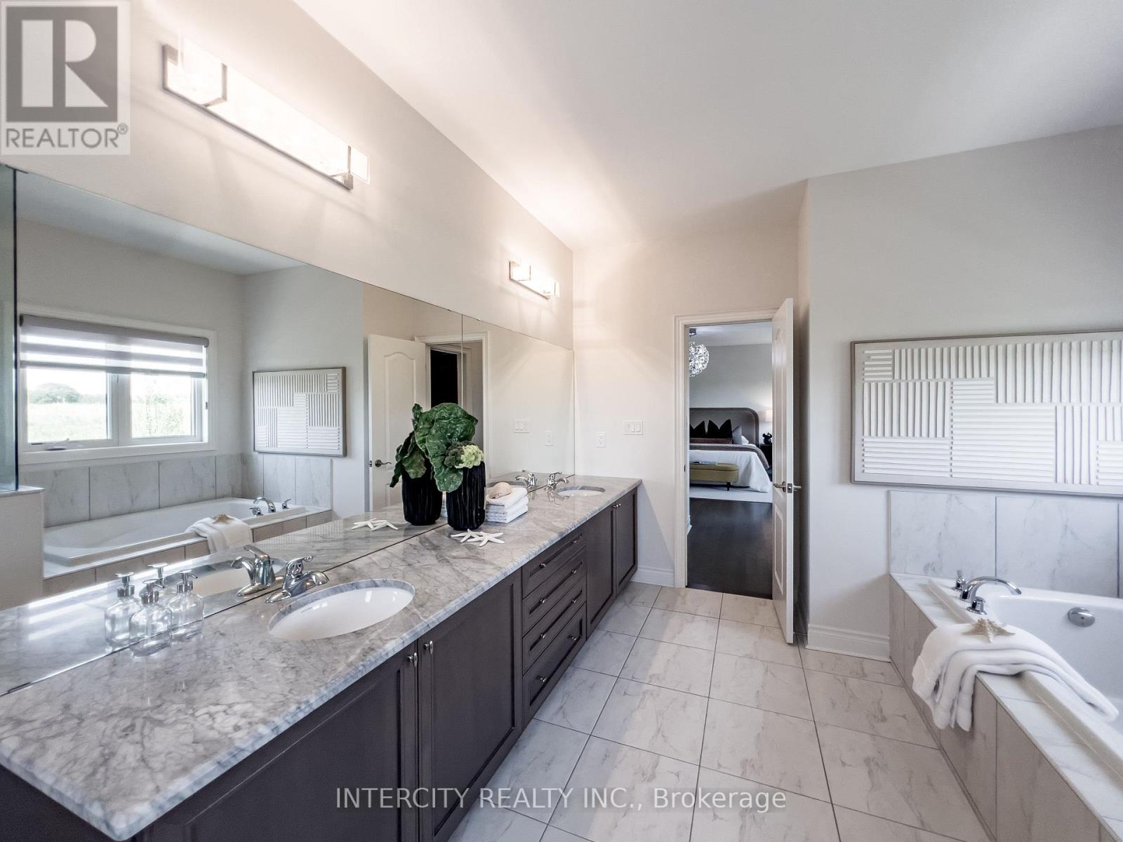 35 CEDARPOINT COURT - 21