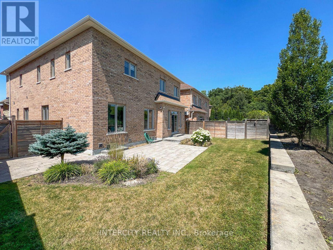 35 CEDARPOINT COURT - 31