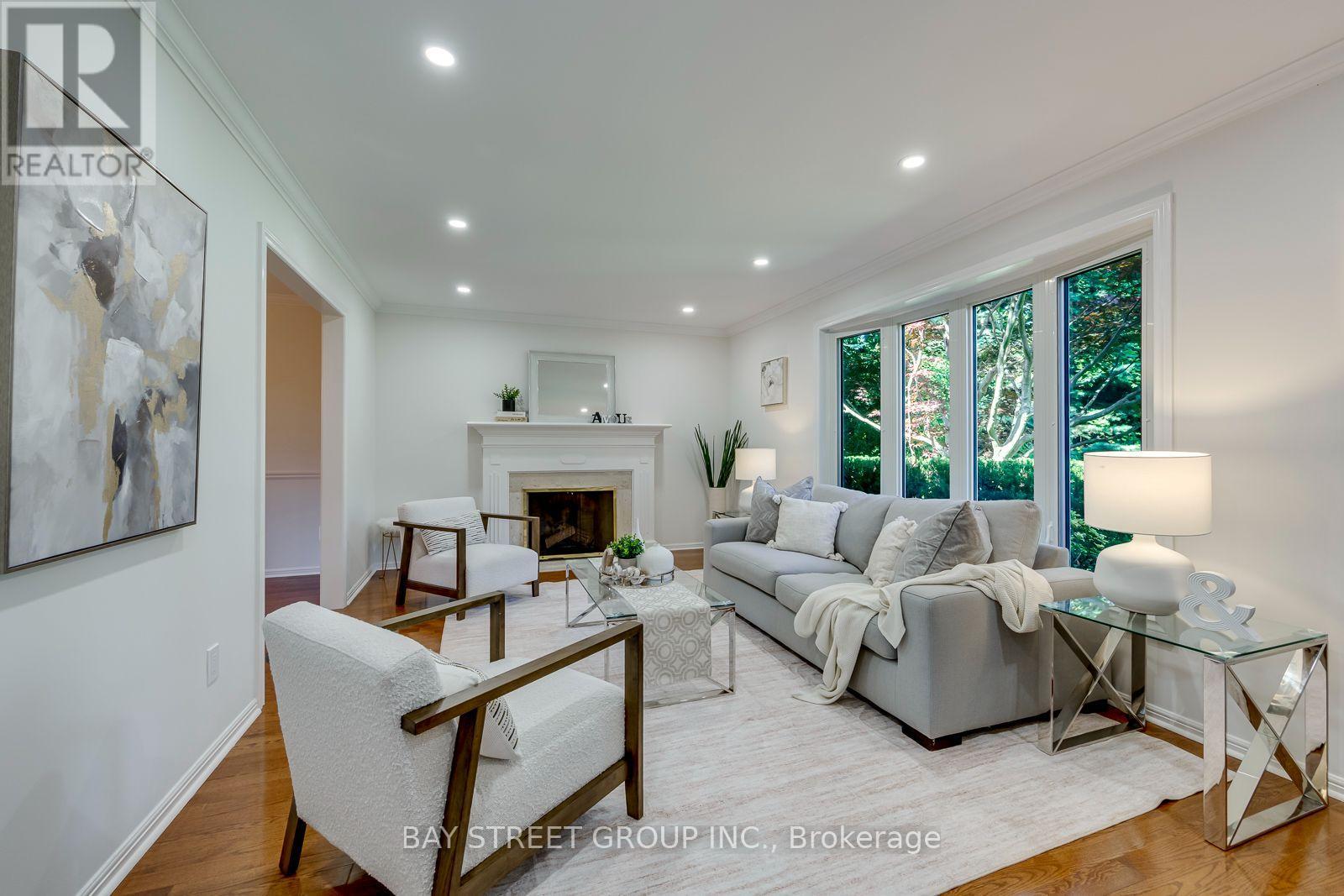 2234 BENNINGTON GATE - 14