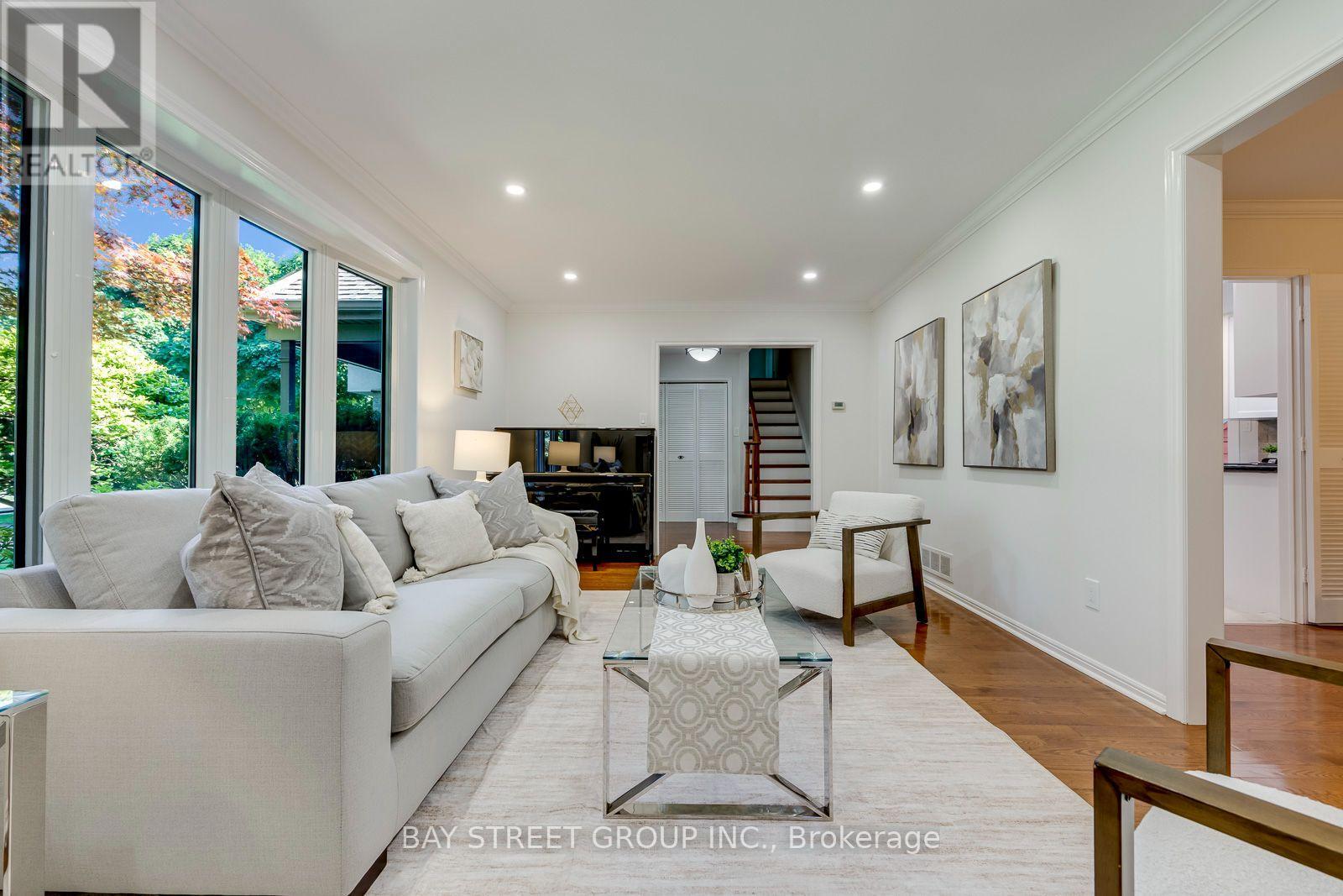 2234 BENNINGTON GATE - 15