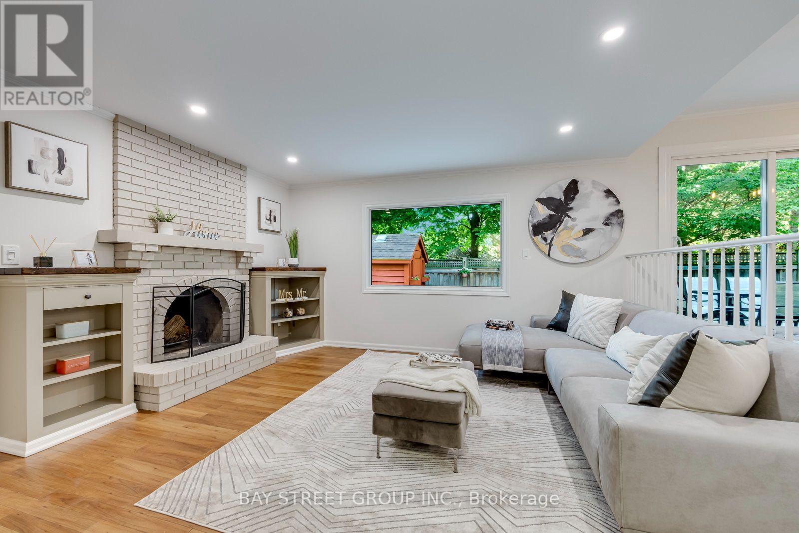 2234 BENNINGTON GATE - 20