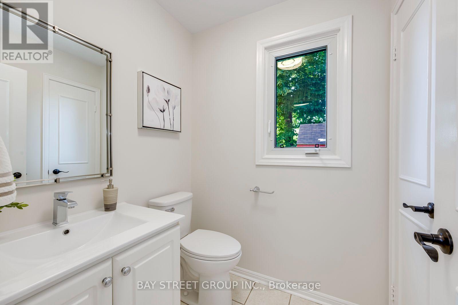 2234 BENNINGTON GATE - 29