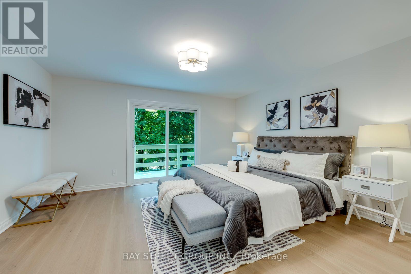 2234 BENNINGTON GATE - 32
