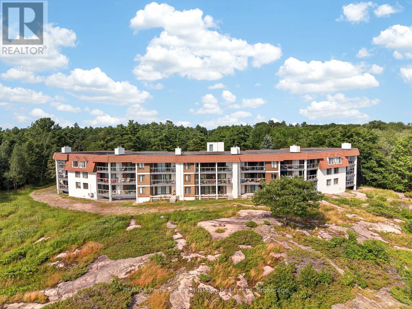 #3E 20 RYDER DRIVE - 1