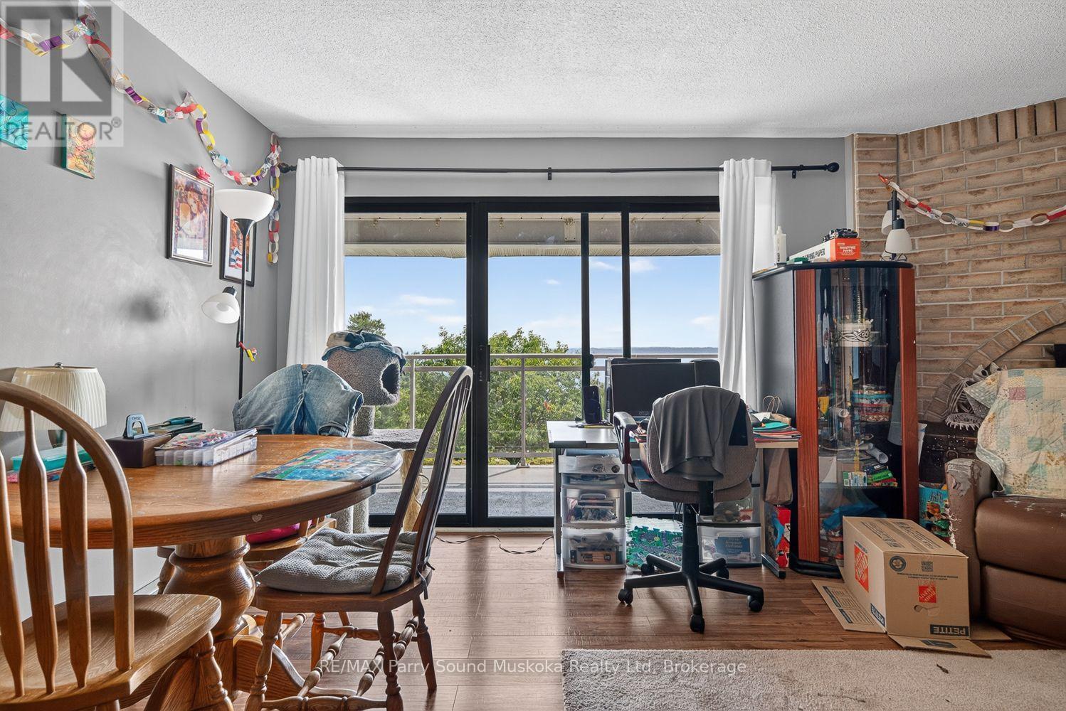 #3E 20 RYDER DRIVE - 24