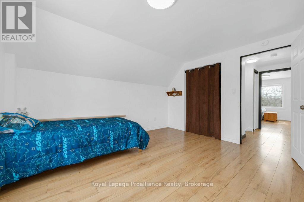 12 COSGROVE LANE - 25