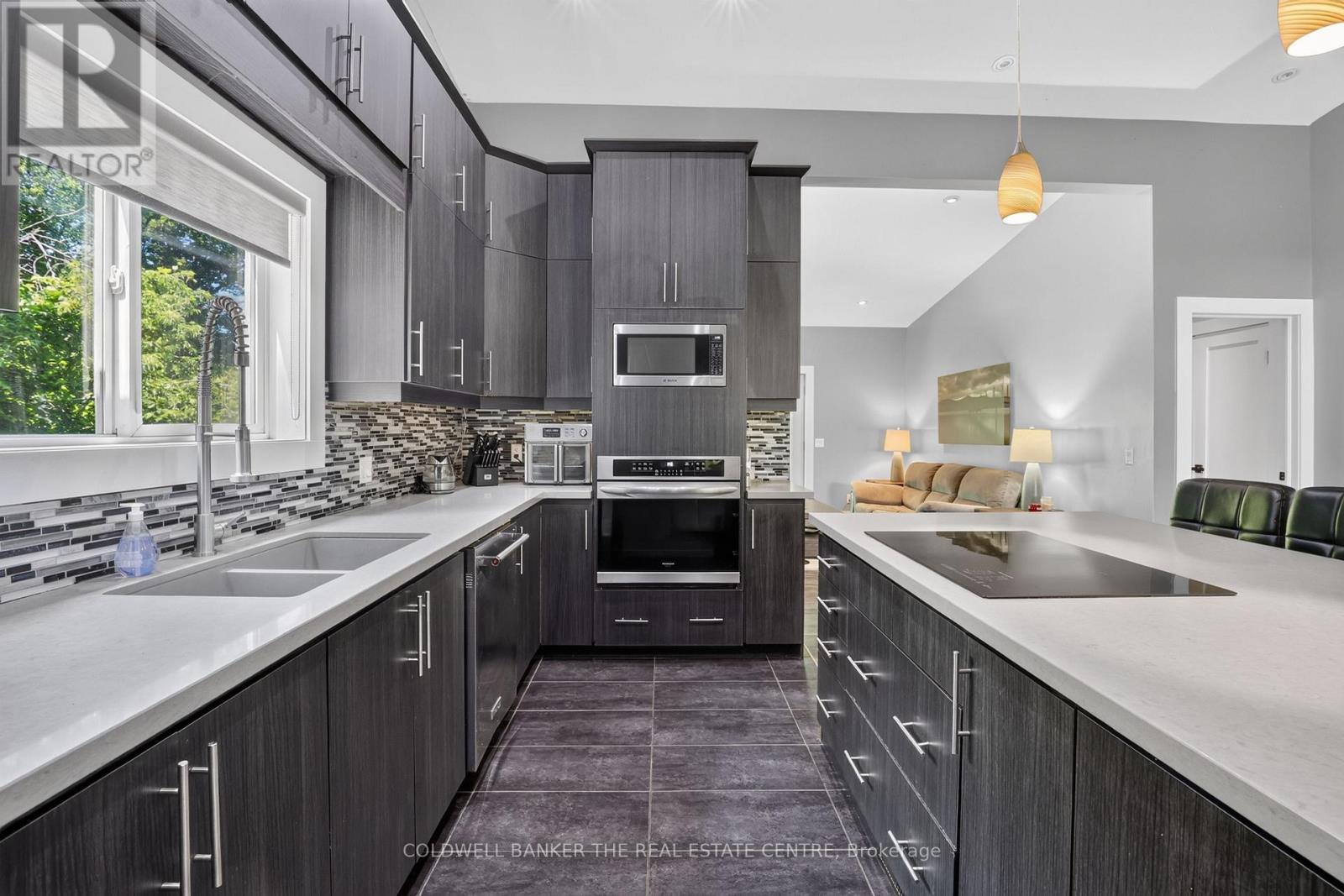 176 PLEASANT BOULEVARD - 24