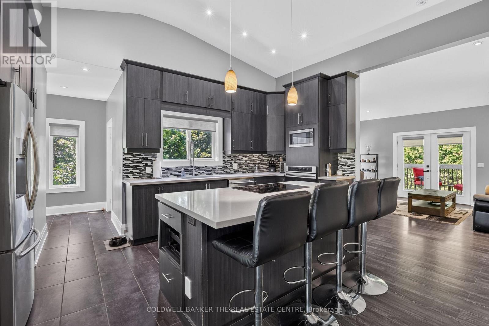 176 PLEASANT BOULEVARD - 23