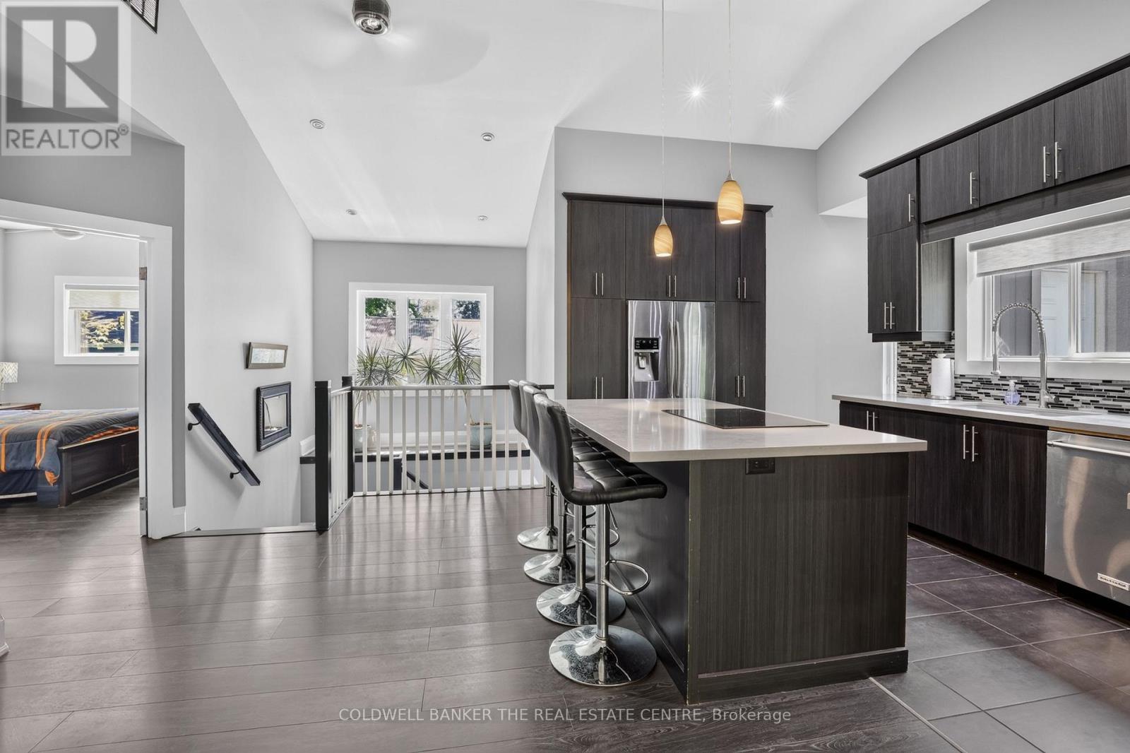 176 PLEASANT BOULEVARD - 33