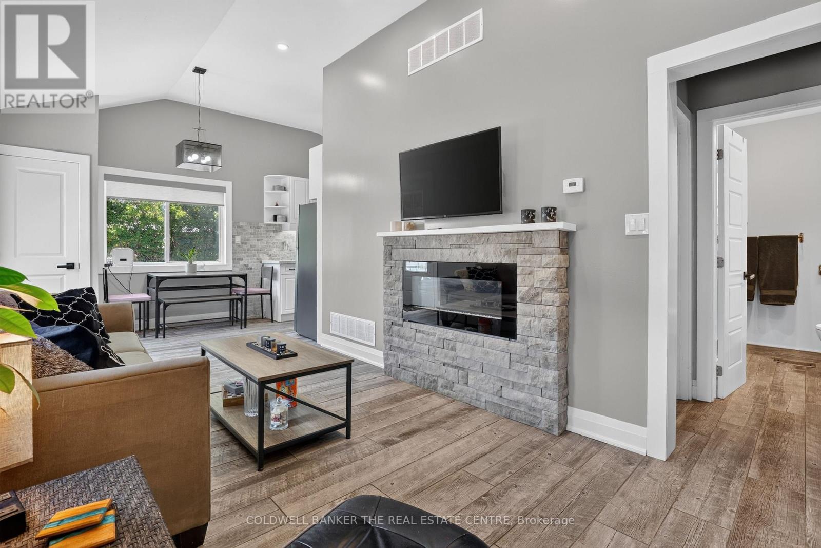 176 PLEASANT BOULEVARD - 7