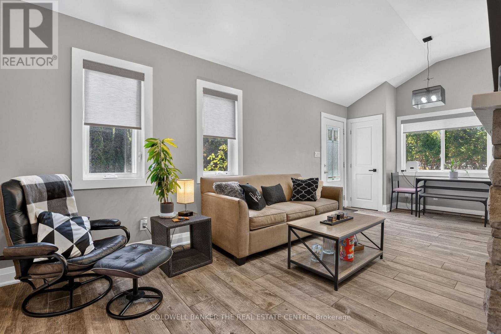 176 PLEASANT BOULEVARD - 6