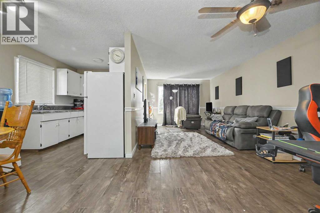 7208 99A Street - Image 5