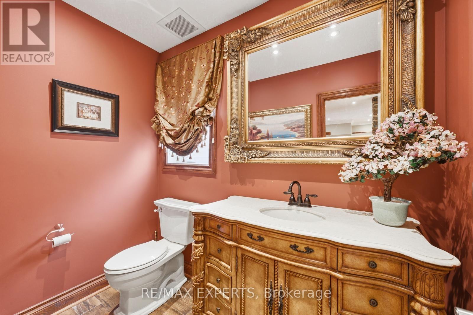 215 VELMAR DRIVE - 15
