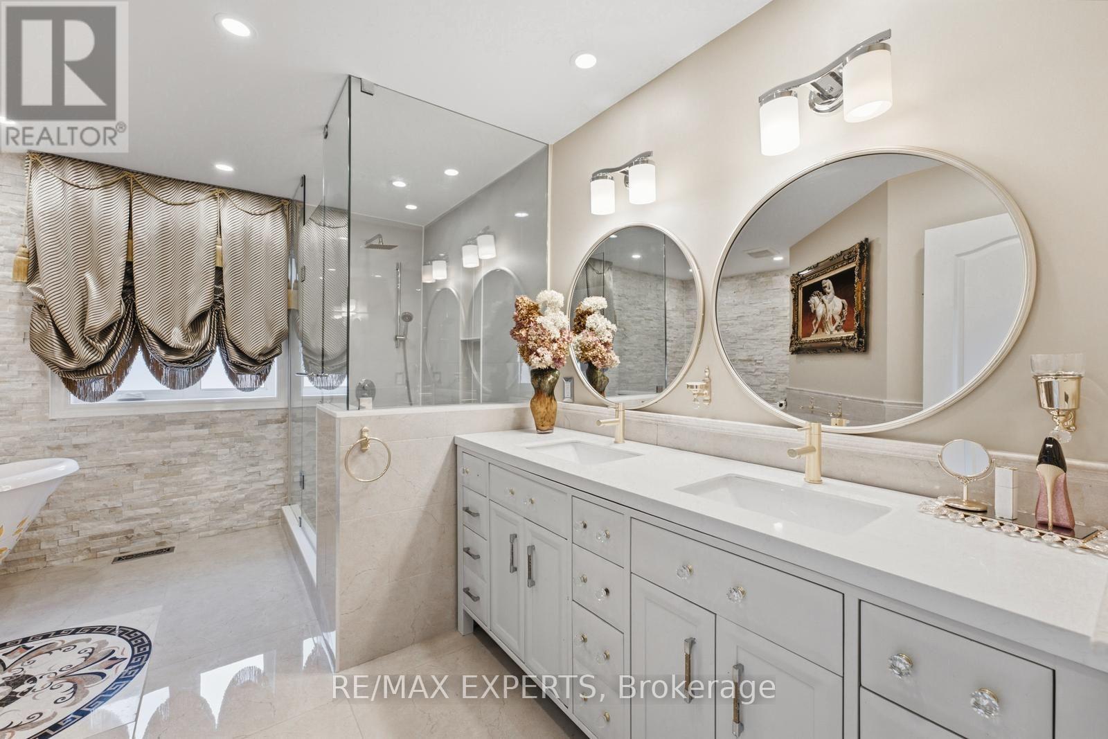 215 VELMAR DRIVE - 22