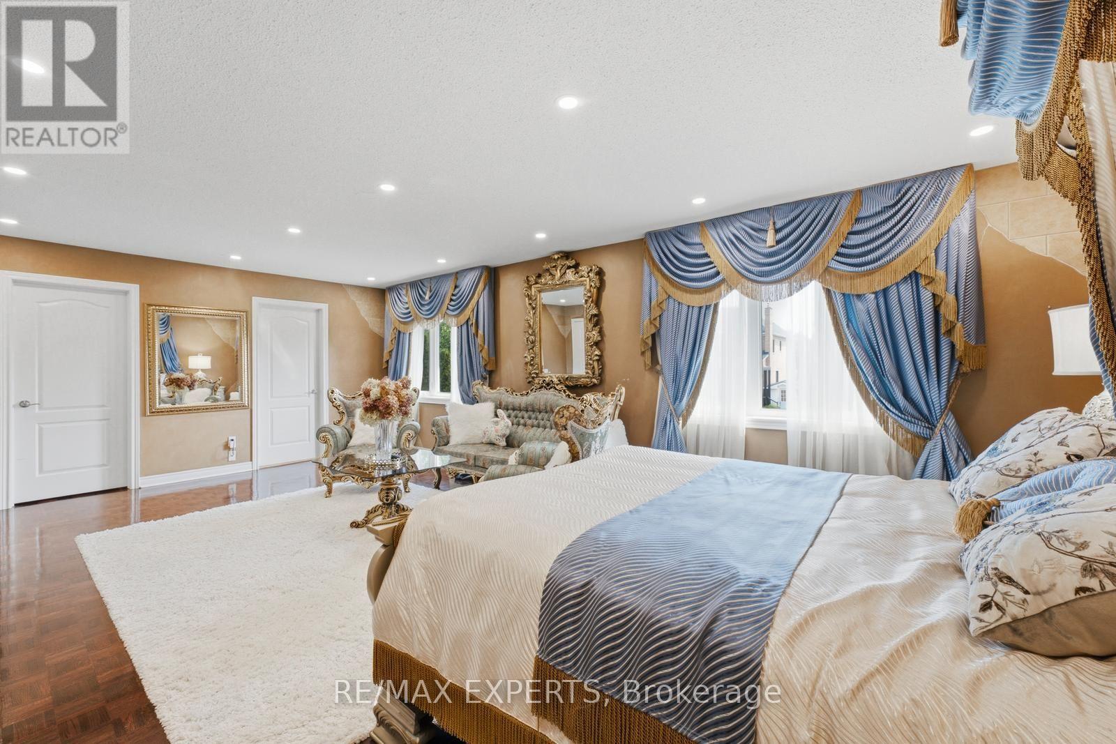215 VELMAR DRIVE - 20