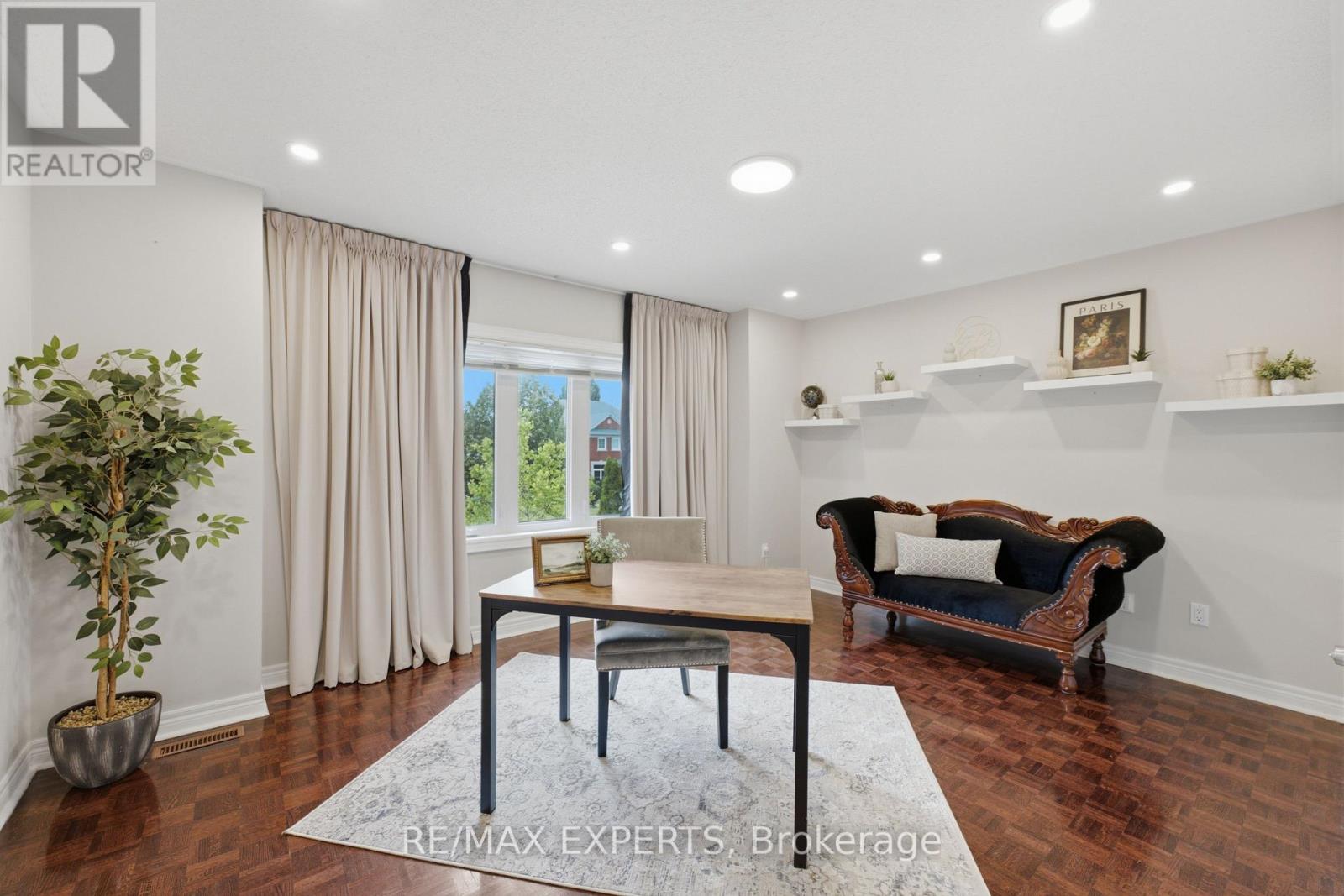 215 VELMAR DRIVE - 25