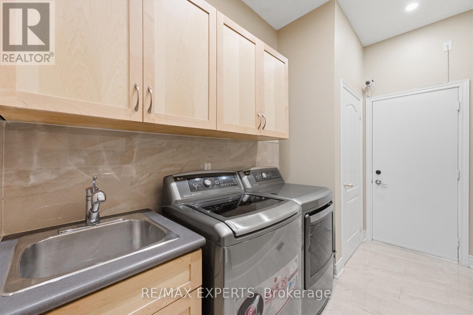 215 VELMAR DRIVE - 38