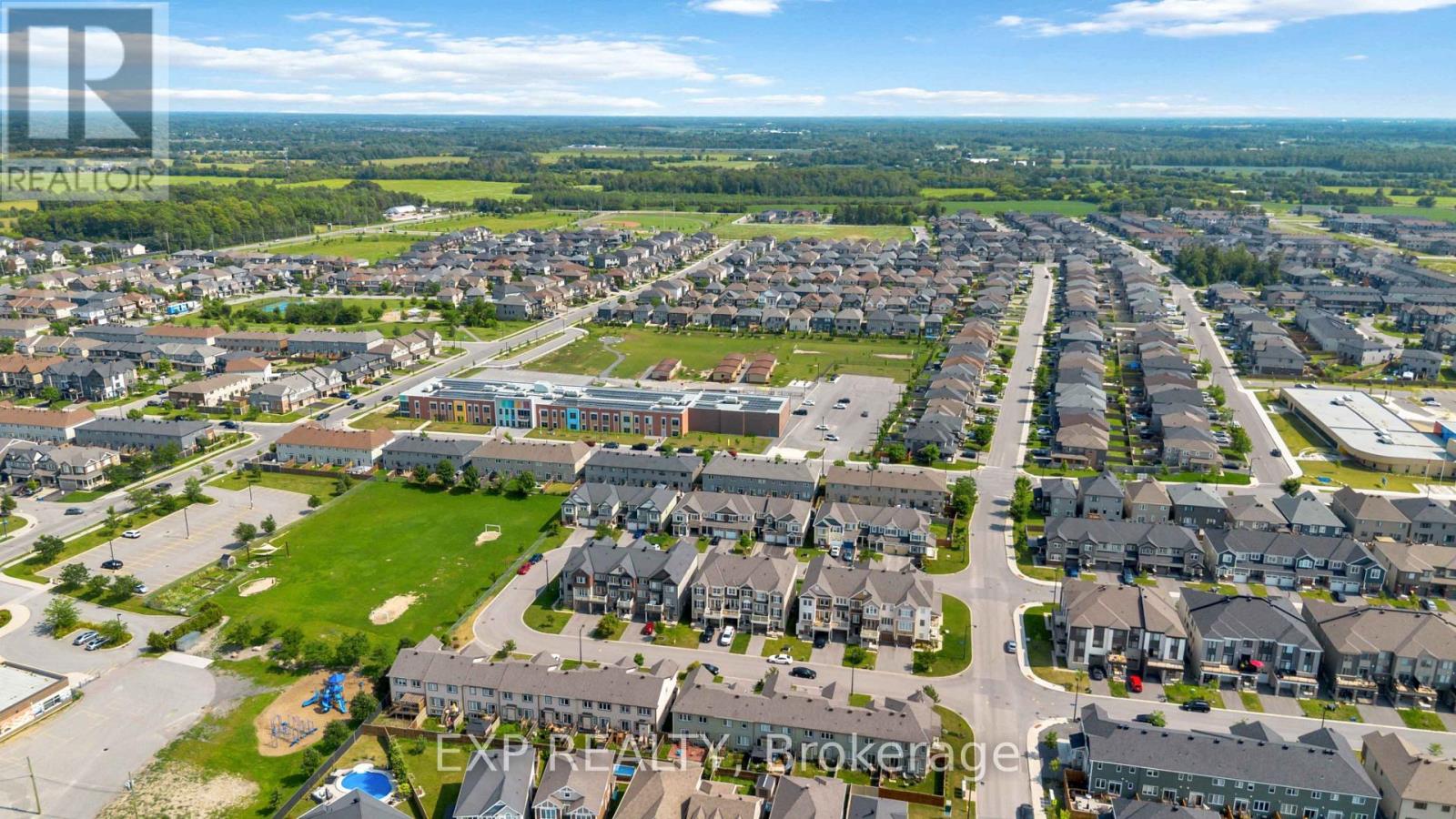 3 Bed, 3 Bath House for Sale in Ottawa – 82 BUFFALOGRASS CRESCENT, Ottawa – MLS# X13592854 - Image 38